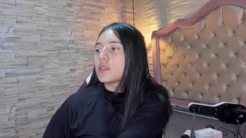 Snapshot of ava_broown chatting on 01-23-25, 01:19 online show from 01-23-25, 01:19