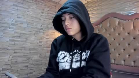 Snapshot of ava_broown chatting on 02-04-25, 02:17 online show from 02-04-25, 02:17