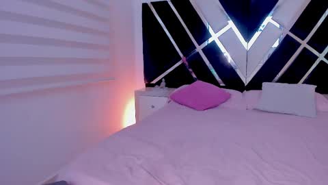 Snapshot of ava_fontana2 chatting on 05-05-26, 11:46 Ava Fontana online show from 05-05-26, 11:46