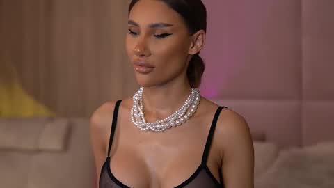 Ava online show from 02-14-25, 11:20