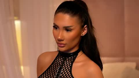 Ava online show from 05-07-26, 01:22
