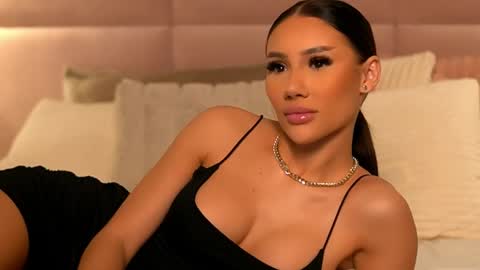 Ava online show from 05-21-26, 02:51