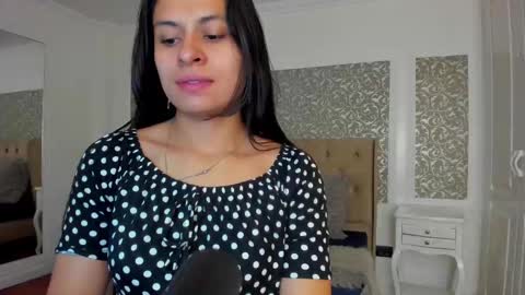 Ava  online show from 10-25-25, 12:34