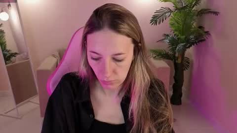 Ava online show from 01-16-26, 08:40