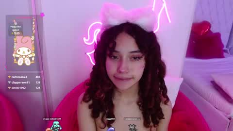 Snapshot of ava_williams_ chatting on 02-15-25, 04:45 AVA online show from 02-15-25, 04:45