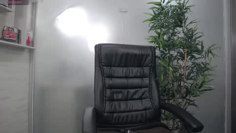    online show from 02-07-26, 12:20