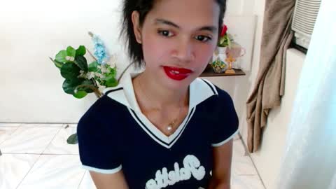 Snapshot of avacadaxcx chatting on 02-10-26, 01:43 avacadaxcx online show from 02-10-26, 01:43