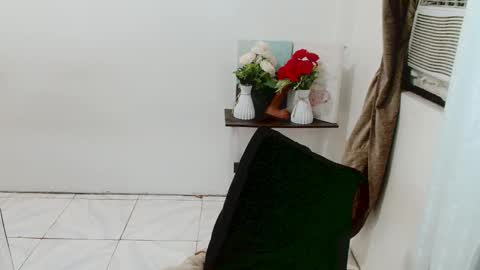 Snapshot of avacadaxcx chatting on 02-23-26, 01:25 avacadaxcx online show from 02-23-26, 01:25