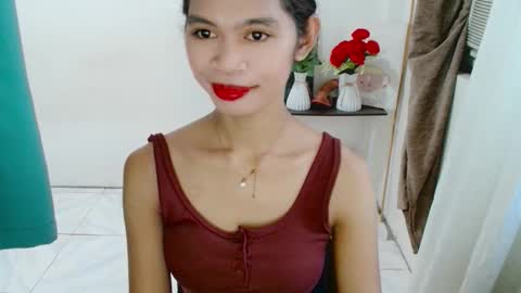 Snapshot of avacadaxcx chatting on 03-13-26, 12:28 avacadaxcx online show from 03-13-26, 12:28