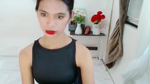 Snapshot of avacadaxcx chatting on 03-19-26, 05:33 avacadaxcx online show from 03-19-26, 05:33