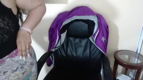 Snapshot of avaryd chatting on 06-09-26, 11:49 avaryd online show from 06-09-26, 11:49