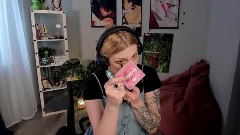 Ava online show from 04-12-26, 02:11