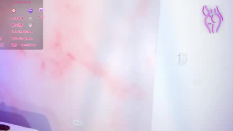 Snapshot of avawhiite chatting on 09-26-25, 08:35 avawhiite online show from 09-26-25, 08:35