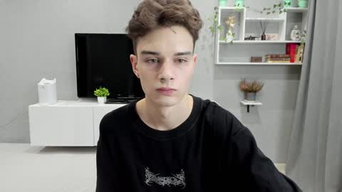 gothy 3 online show from 02-07-25, 06:24