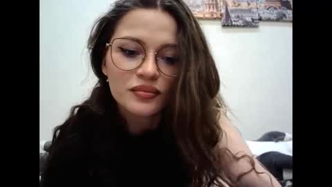 Aveline online show from 02-28-26, 05:47