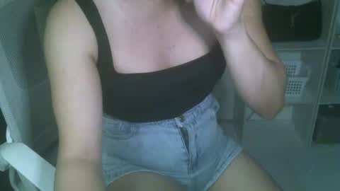 Rhian online show from 01-23-25, 05:35