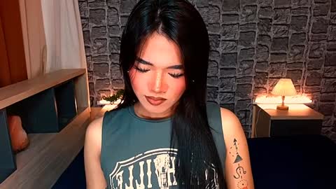 Avery online show from 12-25-24, 05:37