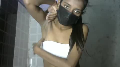Snapshot of avery_lust01 chatting on 06-03-26, 05:21 avery_lust01 online show from 06-03-26, 05:21
