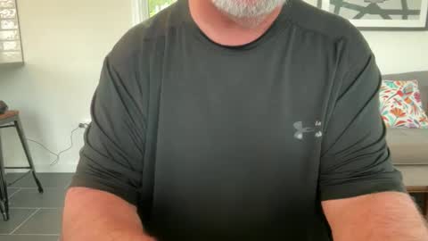 Snapshot of avgdiver chatting on 04-13-26, 11:27 avgdiver online show from 04-13-26, 11:27