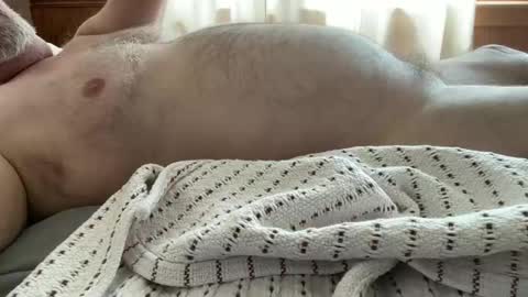Snapshot of avgdiver chatting on 04-14-26, 05:19 avgdiver online show from 04-14-26, 05:19