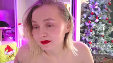 Snapshot of avgustina_love chatting on 01-25-25, 01:08 avgustina_love online show from 01-25-25, 01:08