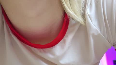Snapshot of avgustina_love chatting on 01-31-25, 02:39 avgustina_love online show from 01-31-25, 02:39
