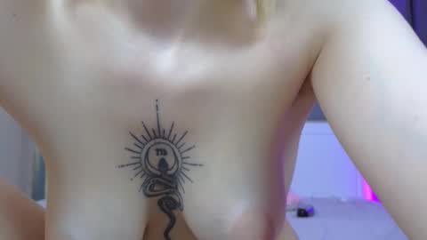 Snapshot of avgustina_love chatting on 03-05-25, 11:49 avgustina_love online show from 03-05-25, 11:49