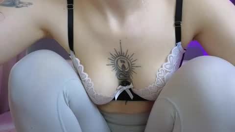 Snapshot of avgustina_love chatting on 03-11-26, 08:42 avgustina_love online show from 03-11-26, 08:42