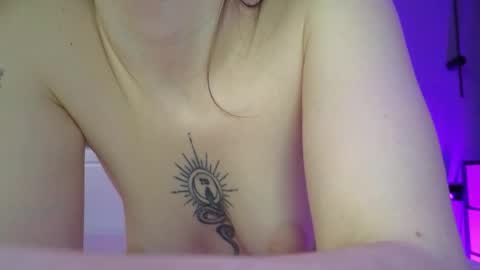 Snapshot of avgustina_love chatting on 05-02-26, 12:21 avgustina_love online show from 05-02-26, 12:21