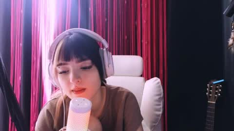 Avriel online show from 05-20-26, 05:24