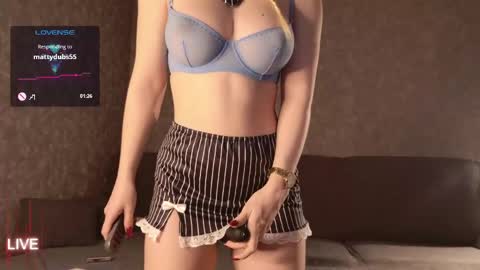 Snapshot of avr0ria chatting on 05-06-26, 02:19 avr0ria online show from 05-06-26, 02:19