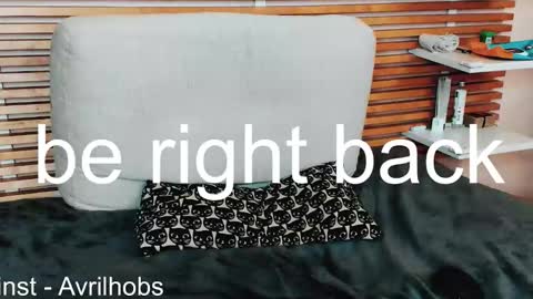 Snapshot of avrilhobs chatting on 03-07-26, 07:00 Avril online show from 03-07-26, 07:00