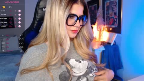 Avrill Morgan online show from 02-06-25, 08:13