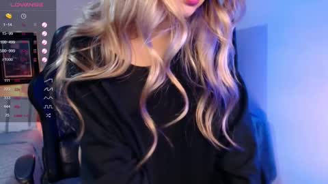 Avrill Morgan online show from 09-09-25, 08:19