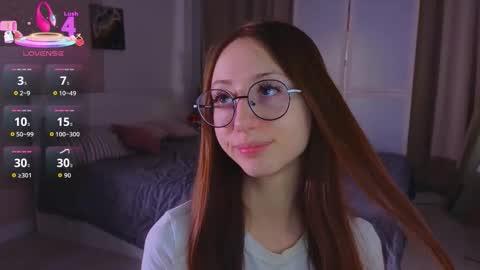 Avril online show from 10-17-25, 10:12