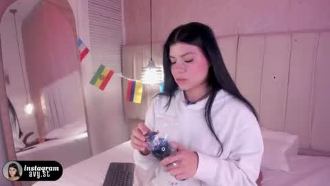 avy_cb online show from 06-29-26, 03:02