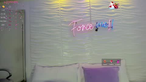 Snapshot of avymilton chatting on 12-02-24, 11:34 Avy online show from 12-02-24, 11:34