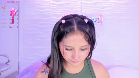 Snapshot of avymilton chatting on 01-07-25, 11:37 Avy online show from 01-07-25, 11:37