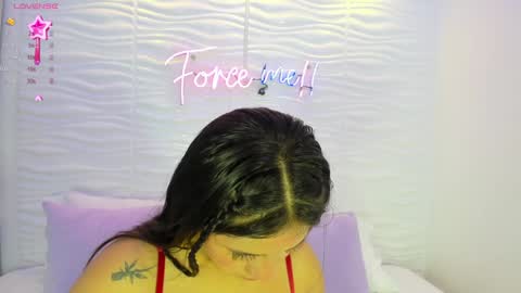 Snapshot of avymilton chatting on 01-08-25, 11:32 Avy online show from 01-08-25, 11:32