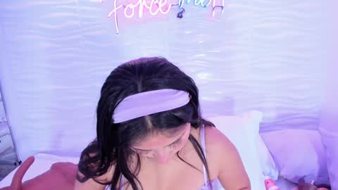 Snapshot of avymilton chatting on 01-23-25, 02:39 Avy online show from 01-23-25, 02:39