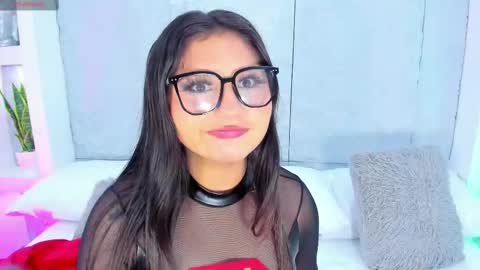 Snapshot of avymilton chatting on 10-03-25, 11:51 Avy online show from 10-03-25, 11:51