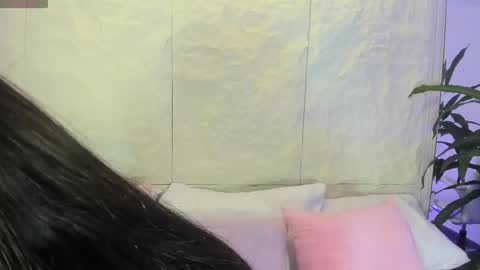 Snapshot of avymilton chatting on 10-27-25, 11:36 Avy online show from 10-27-25, 11:36