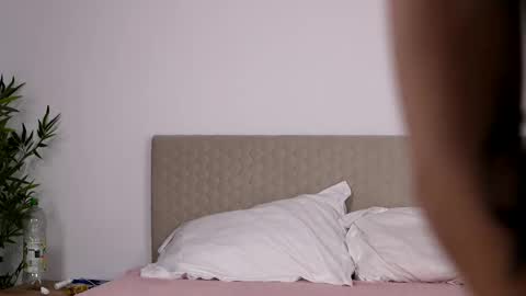 awalynch online show from 10-08-25, 08:23