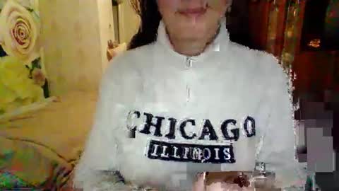 Snapshot of awesomeladyy chatting on 12-09-24, 12:30 awesomeladyy online show from 12-09-24, 12:30