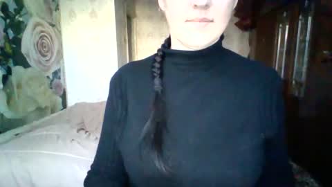 Snapshot of awesomeladyy chatting on 01-11-25, 08:33 awesomeladyy online show from 01-11-25, 08:33