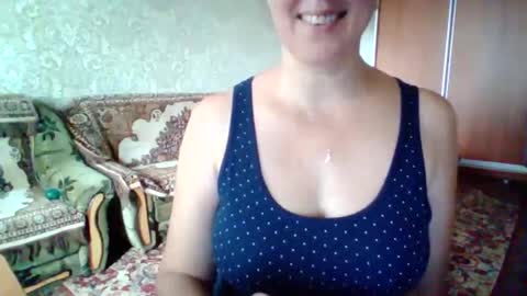 Snapshot of awesomeladyy chatting on 10-06-25, 09:07 awesomeladyy online show from 10-06-25, 09:07