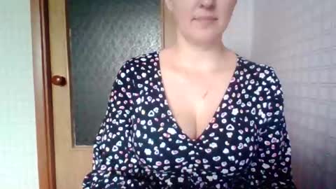 awesomeladyy online show from 02-06-26, 08:51