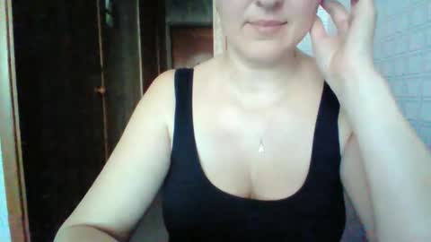 Snapshot of awesomeladyy chatting on 03-12-26, 07:58 awesomeladyy online show from 03-12-26, 07:58