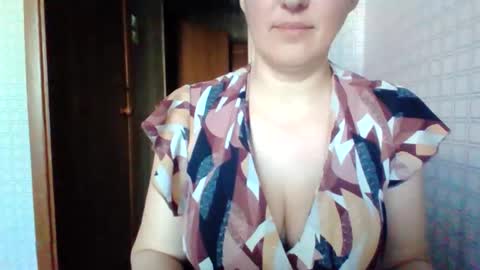 Snapshot of awesomeladyy chatting on 05-03-26, 07:14 awesomeladyy online show from 05-03-26, 07:14
