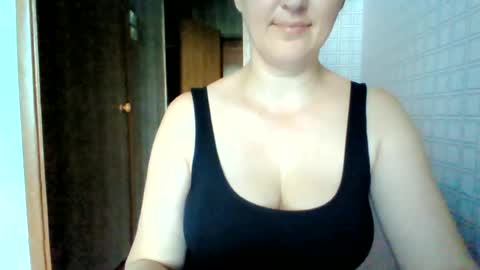 Snapshot of awesomeladyy chatting on 06-23-26, 07:39 awesomeladyy online show from 06-23-26, 07:39